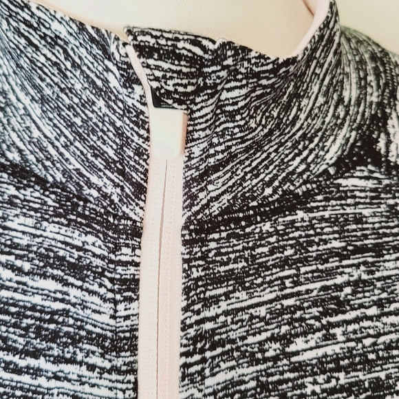 Ideology static print actively jacket size cl - Picture 3 of 13